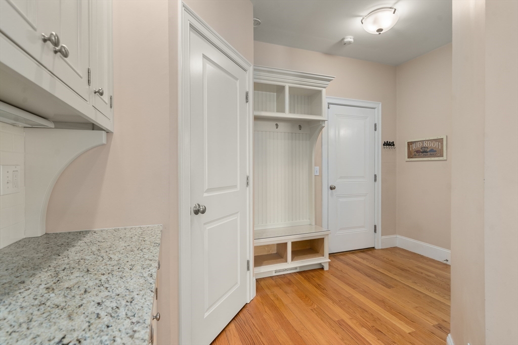 77 Cedar Street Wellesley, MA 02481 - Photo 16 of 39