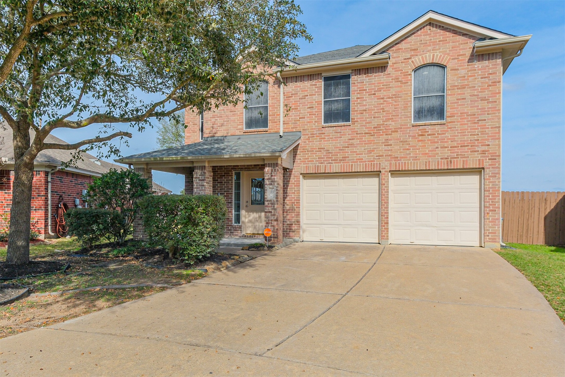2030 Vanderwilt Court Katy, TX 77449 - Photo 4 of 36 Welcome to this charming 4 BR home in a desirable Katy subdivision.