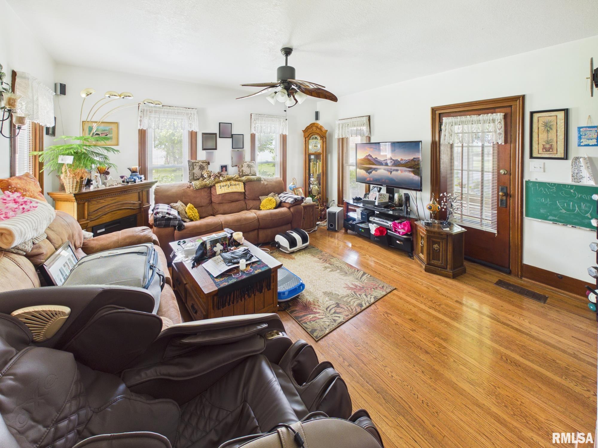 8832 Jackson Road Blue Mound, IL 62513 - Photo 21 of 69