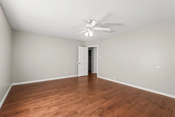 $105,000 | 805 Ave C, Levelland, TX 79336
