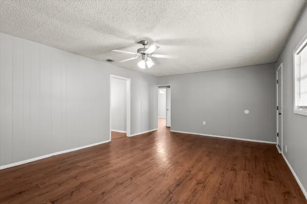 $105,000 | 805 Ave C, Levelland, TX 79336