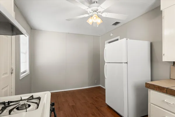 $105,000 | 805 Ave C, Levelland, TX 79336