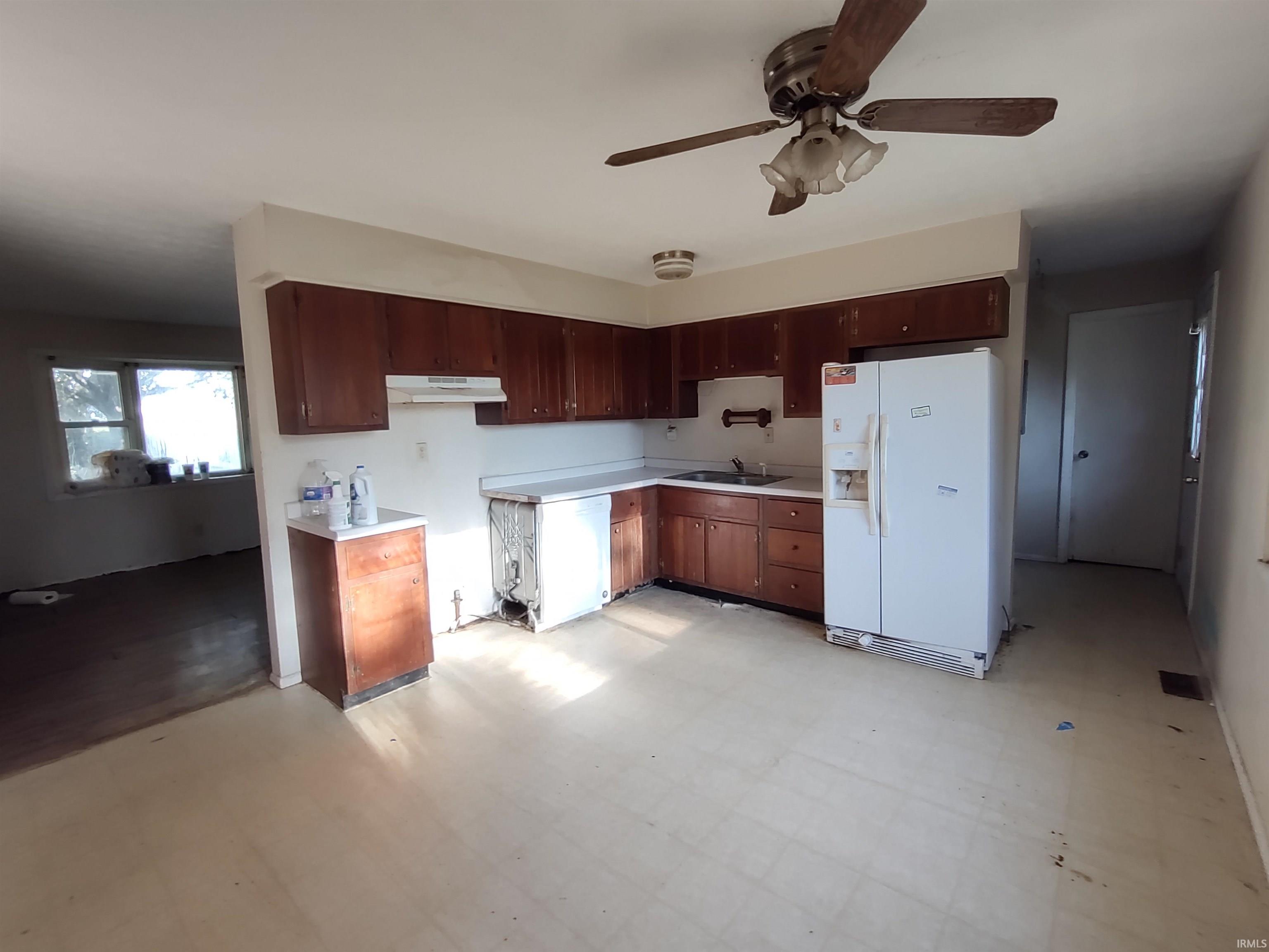 9871 South Evans Road Brookston, IN 47923 - Photo 16 of 34