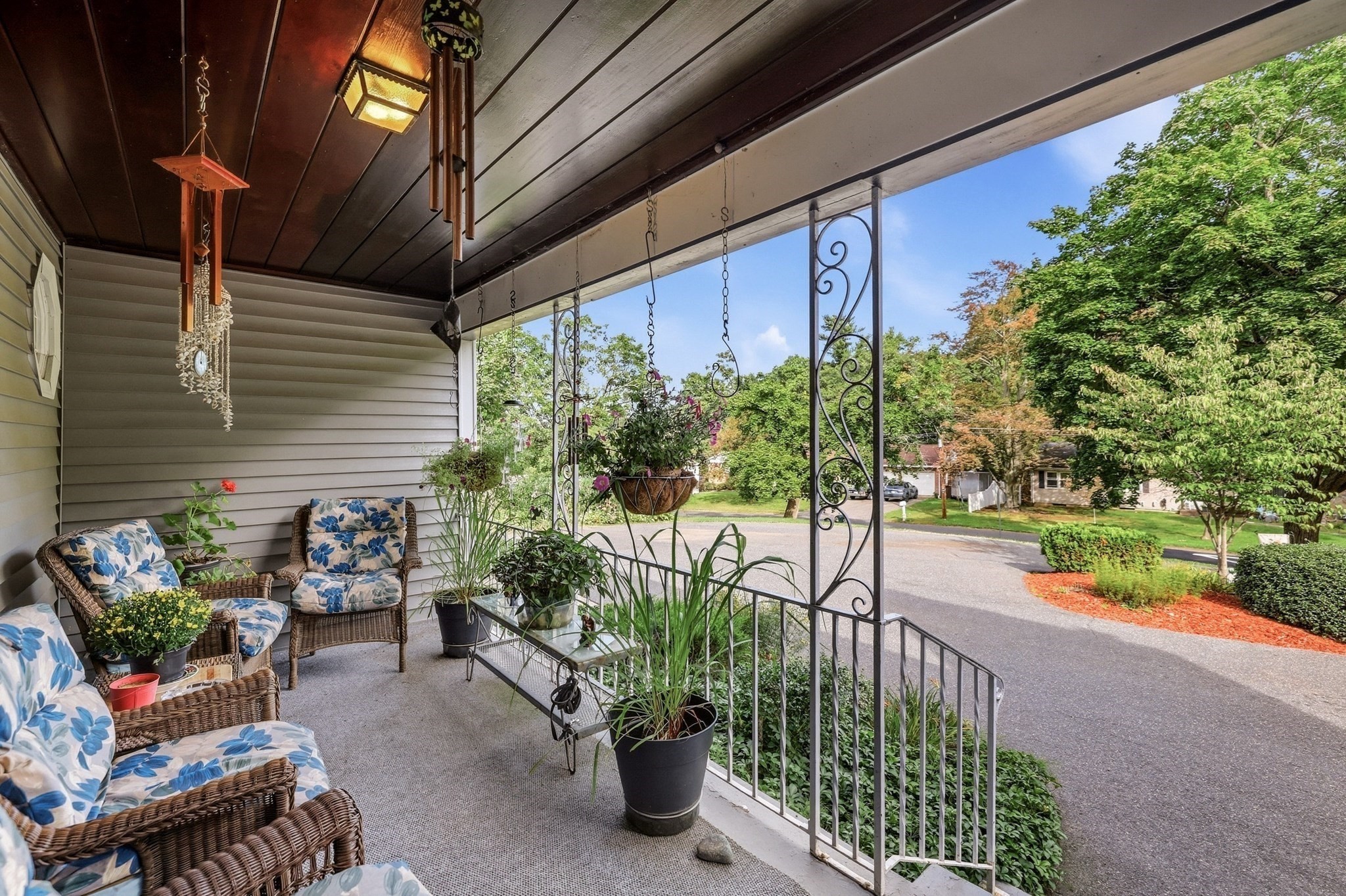81 East Gooseberry Road West Springfield, MA 01089 - Photo 4 of 40 Gallery Image 4