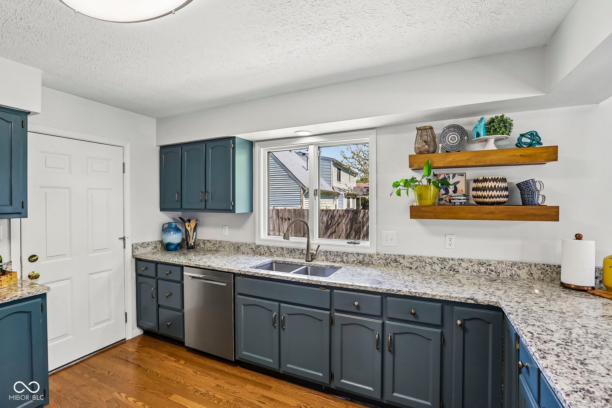 4625 Wembly Lane Carmel, IN 46033 - Photo 12 of 38