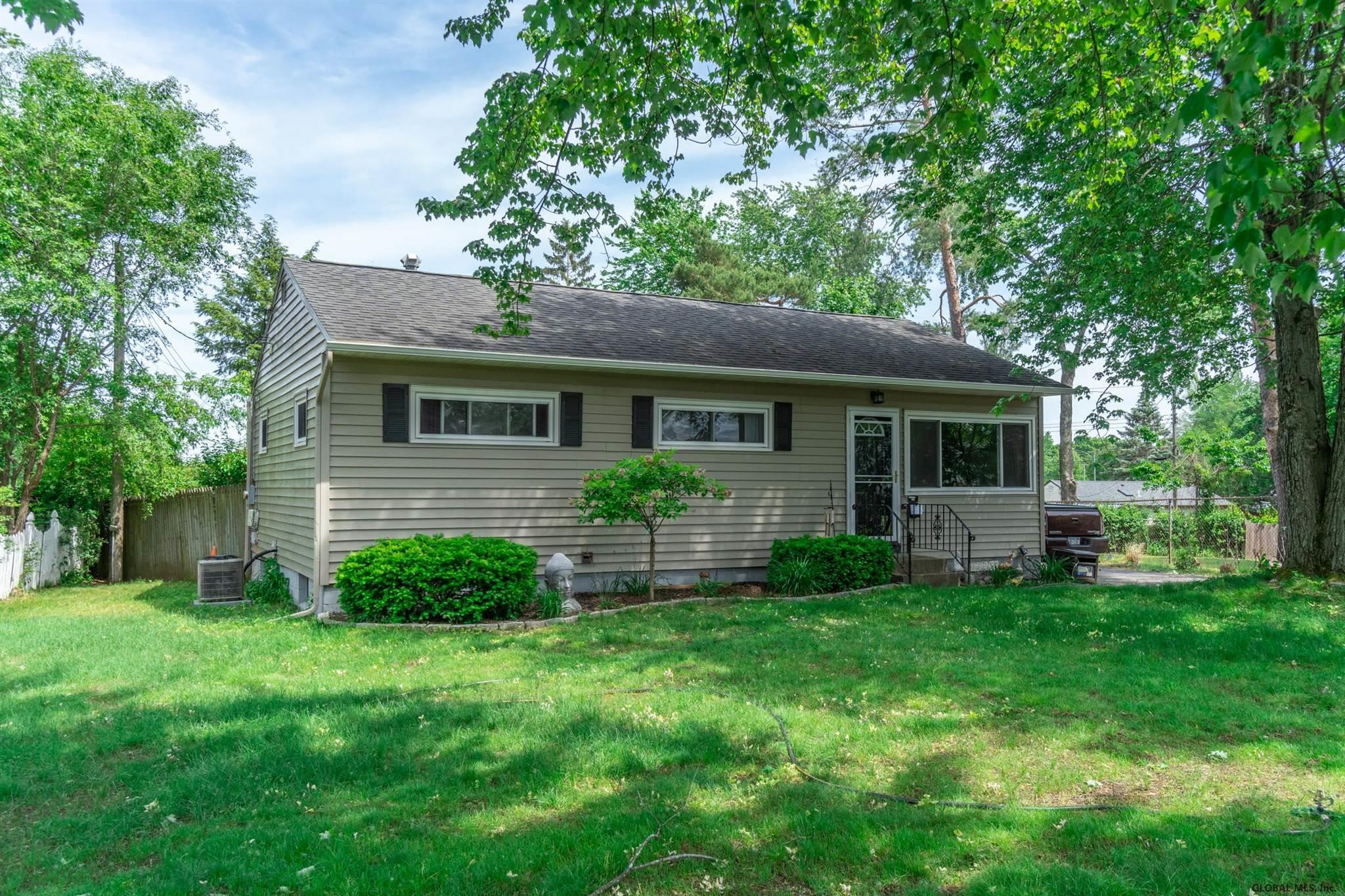 5 Hitching Post Road Colonie Village, NY 12205 - Photo 1 of 27 Photo 1