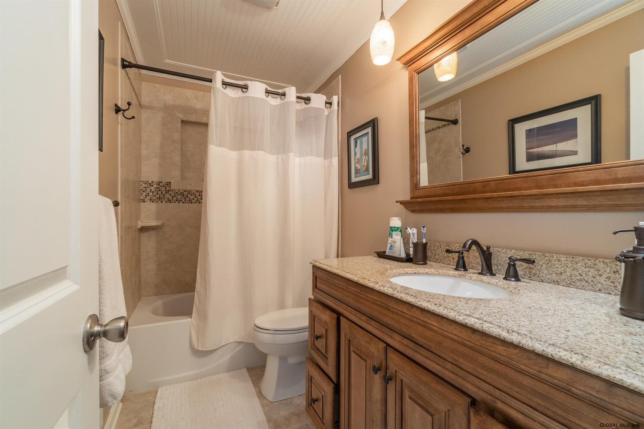 5 Hitching Post Road Colonie Village, NY 12205 - Photo 13 of 27 Photo 13