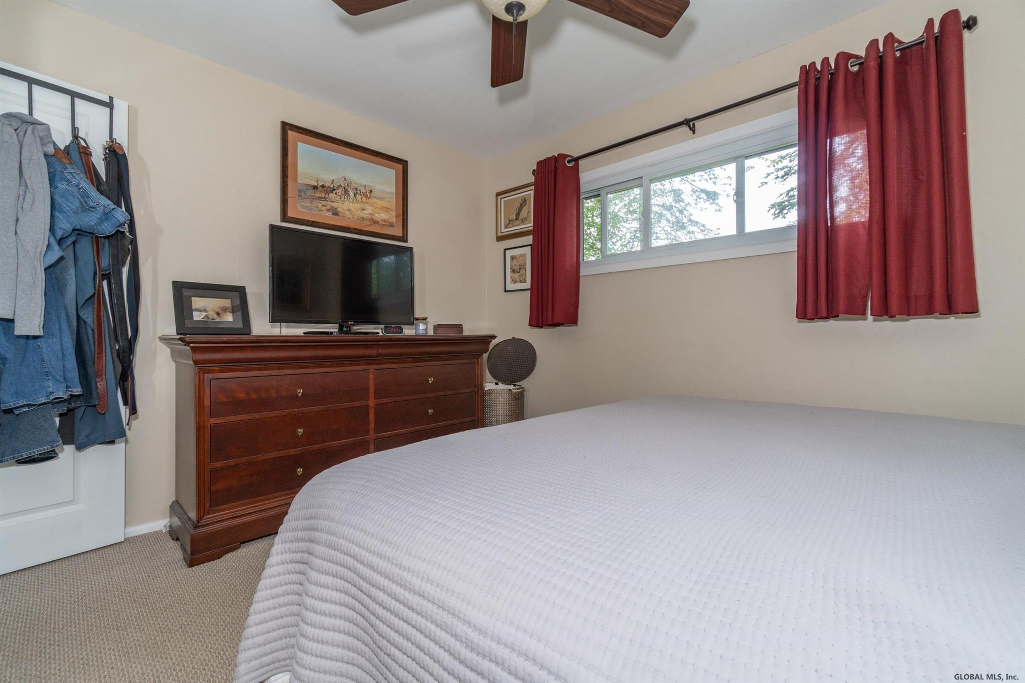5 Hitching Post Road Colonie Village, NY 12205 - Photo 14 of 27 Photo 14