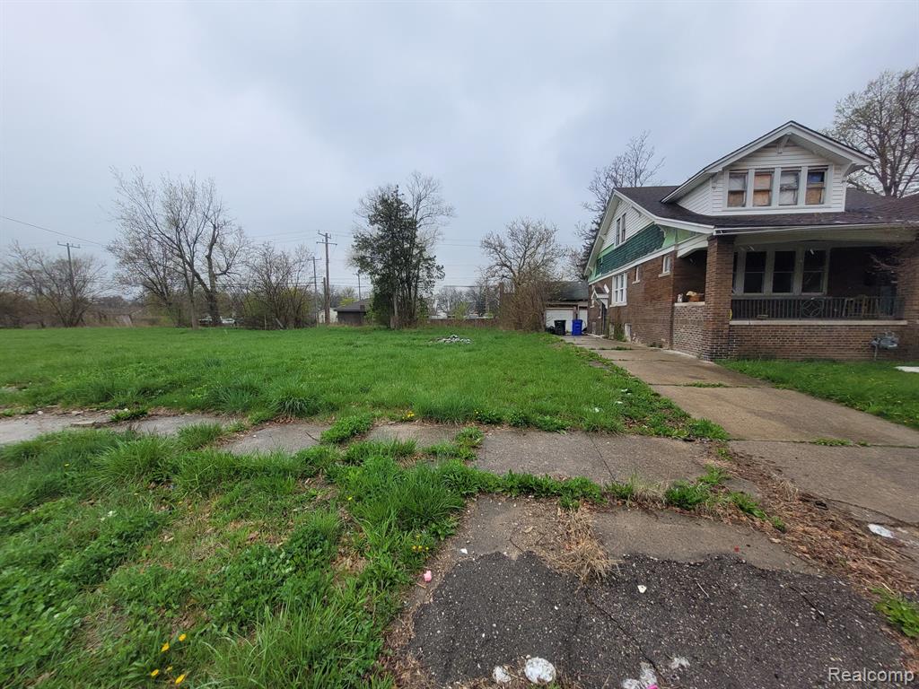 3967 Beaconsfield Street Detroit, MI 48224 - Photo 2 of 4