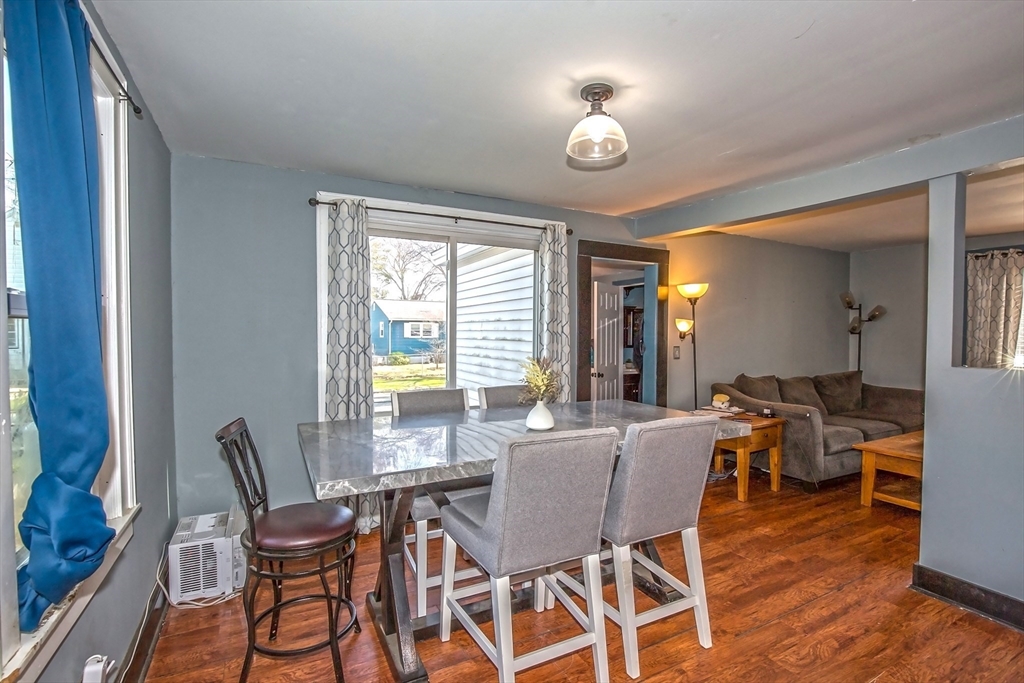 138 Wilber Street Springfield, MA 01104 - Photo 12 of 28