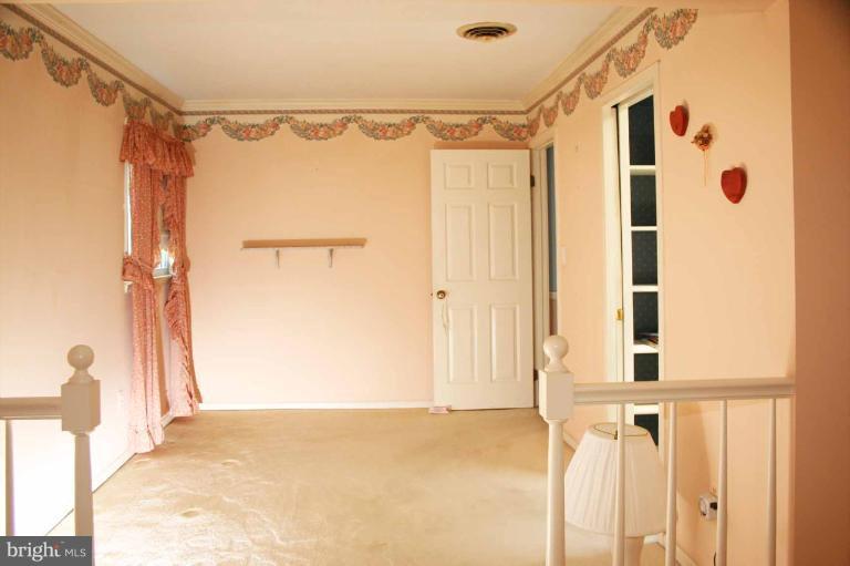 1438 Washington Road Westminster, MD 21157 - Photo 20 of 30 Bedroom (Master)