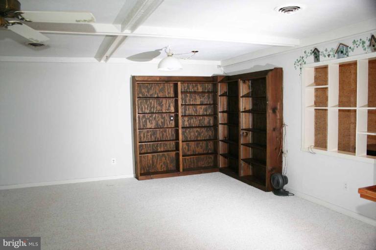 1438 Washington Road Westminster, MD 21157 - Photo 23 of 30 Family Room
