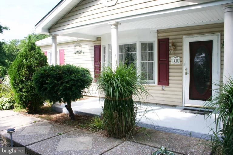 1438 Washington Road Westminster, MD 21157 - Photo 10 of 30 Exterior (Front)