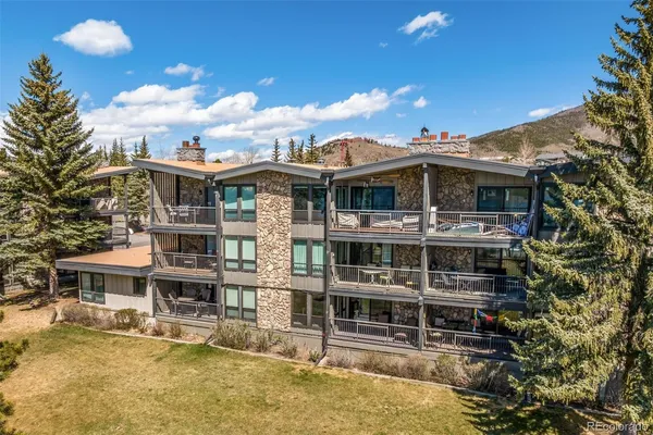 $690,000 | 160 E Lane, Unit 102, Dillon, CO 80435