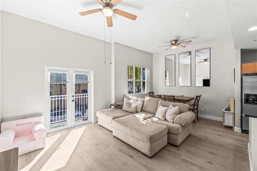 2381 Vintage Drive Lighthouse Point, FL 33064 - Photo 7 of 29