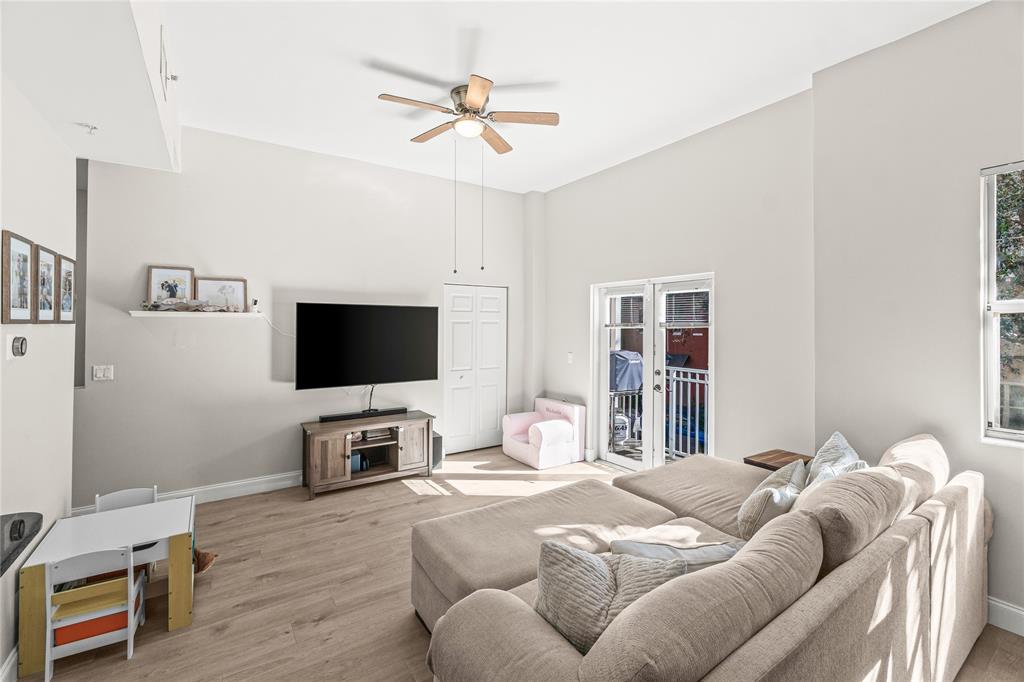 2381 Vintage Drive Lighthouse Point, FL 33064 - Photo 8 of 29