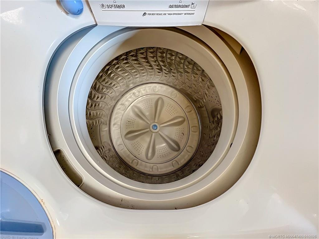 626 Russ Road Fort Pierce, FL 34982 - Photo 50 of 72 Samsung top loader so clean and perfect.