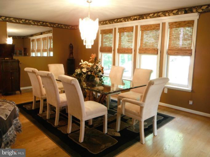 7525 Old Columbia Road Laurel, MD 20723 - Photo 11 of 29 Dining Room