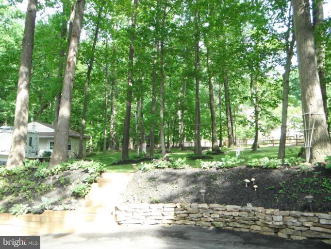 7525 Old Columbia Road Laurel, MD 20723 - Photo 18 of 29 Stone retaining wall