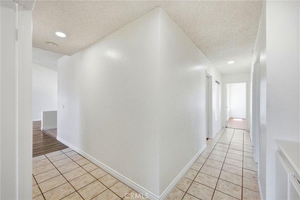 12829 Cobalt Road Victorville, CA 92392 - Photo 19 of 45