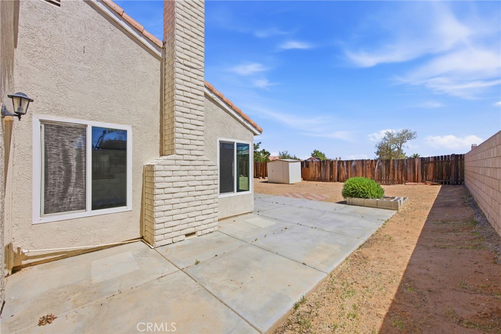 12829 Cobalt Road Victorville, CA 92392 - Photo 38 of 45