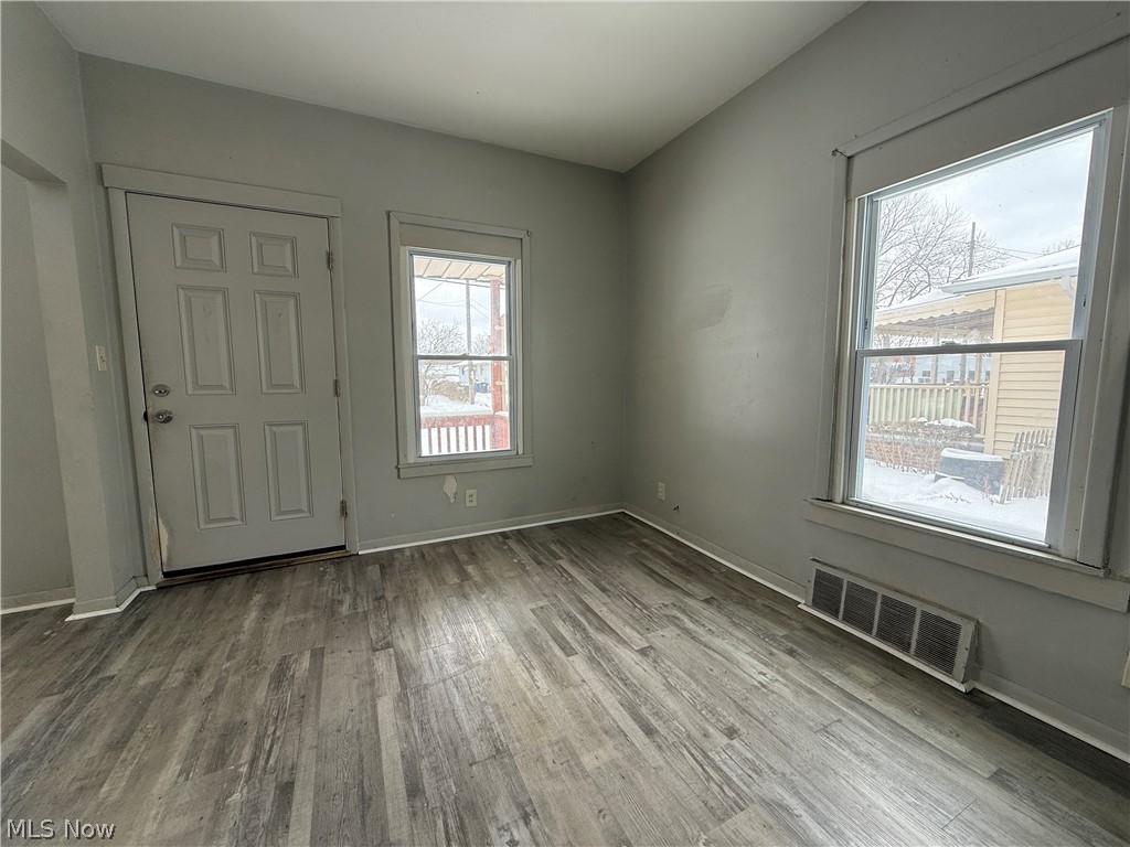 3834 Bosworth Road Cleveland, OH 44111 - Photo 15 of 26