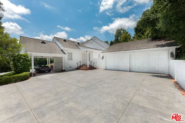 $37,000 | 1115 North Beverly Drive, Beverly Hills, CA 90210