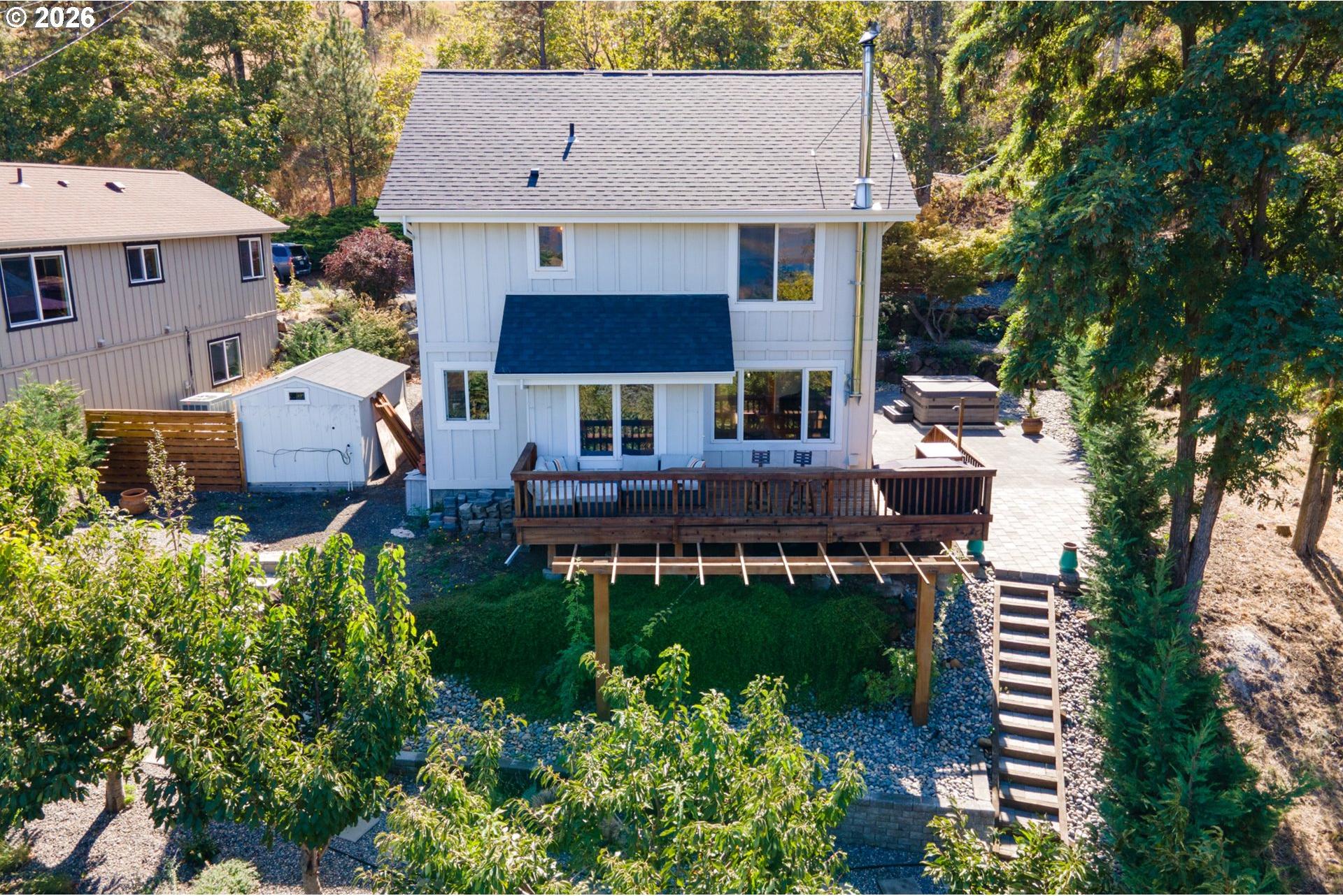 407 Huskey Road Mosier, OR 97040 - Photo 6 of 47 Gallery Image 6