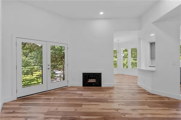 $2,700 | 855 Piedmont Avenue Northeast, Unit 3E, Atlanta, GA 30308