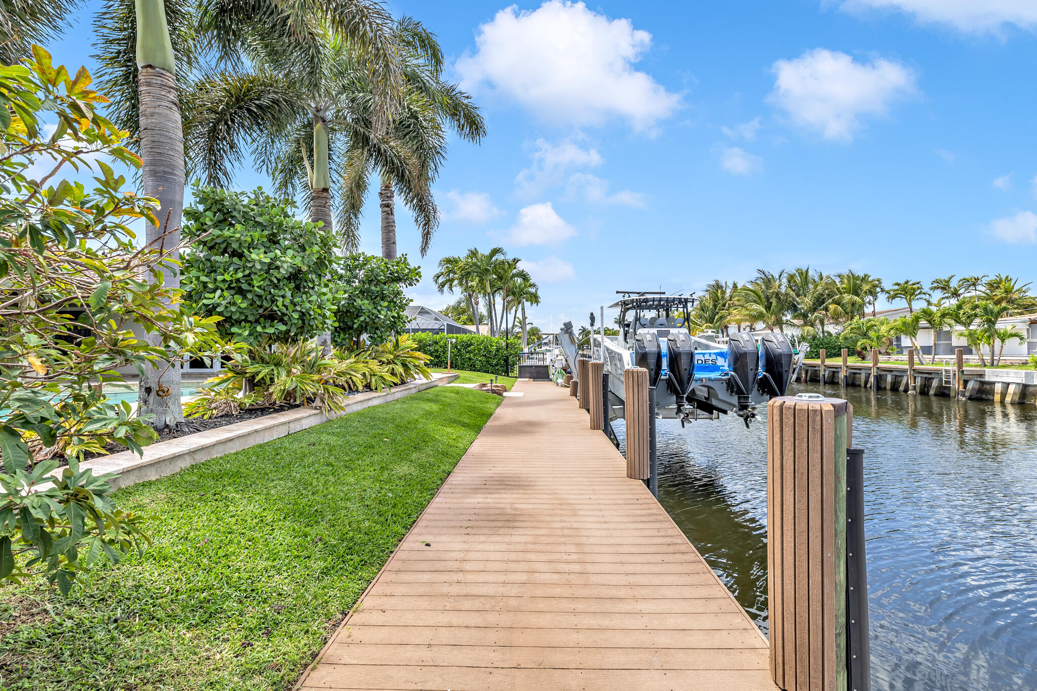 2471 Northeast 46th Street Lighthouse Point, FL 33064 - Photo 22 of 31 CG-77