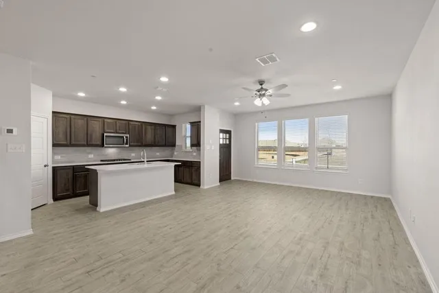 $269,699 | 5308 Cariway Drive, Royse City, TX 75189