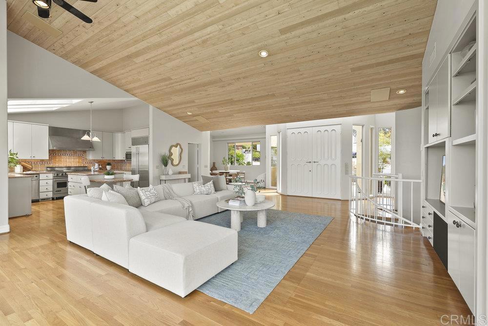 320 Bellaire Street Del Mar, CA 92014 - Photo 4 of 20