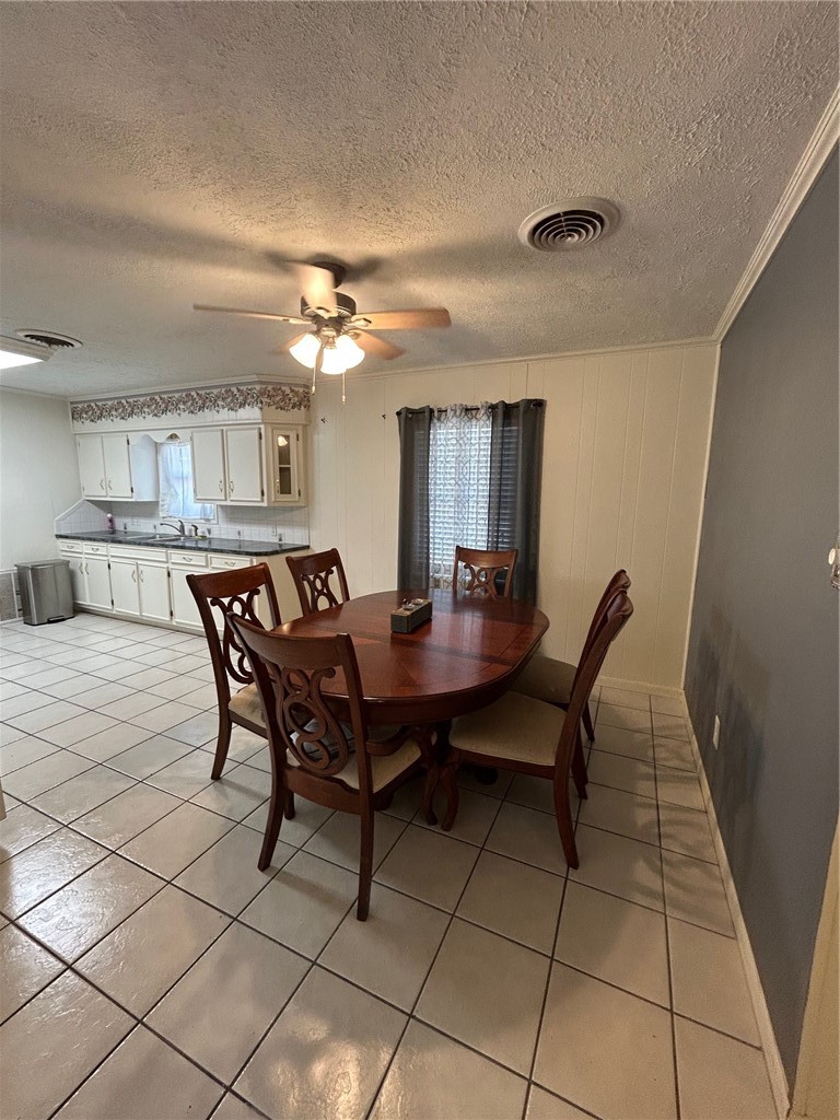 1005 Loma Street Alice, TX 78332 - Photo 4 of 29
