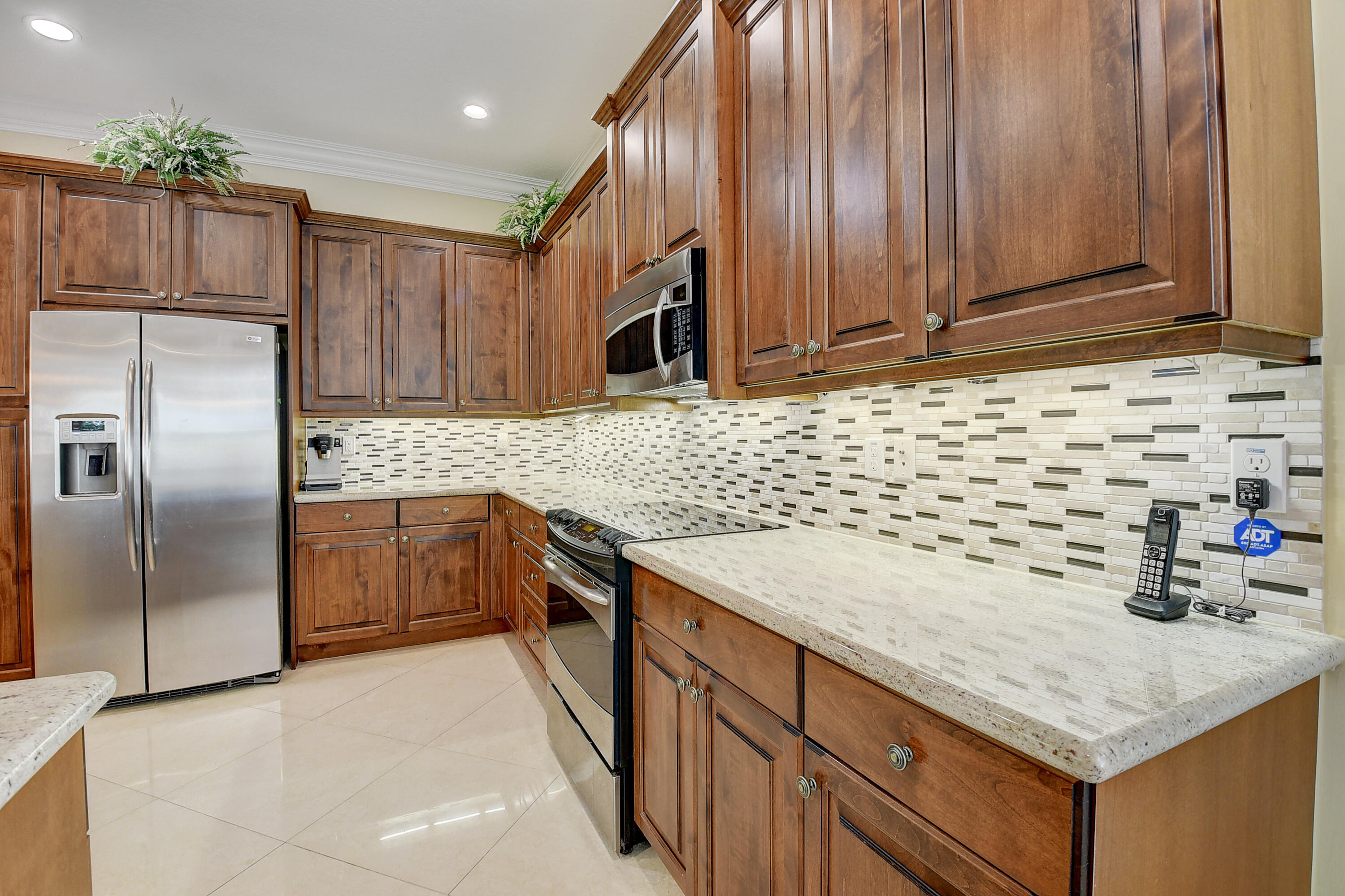 9367 Ivory Isle Road Boynton Beach, FL 33473 - Photo 15 of 69 KITCHEN