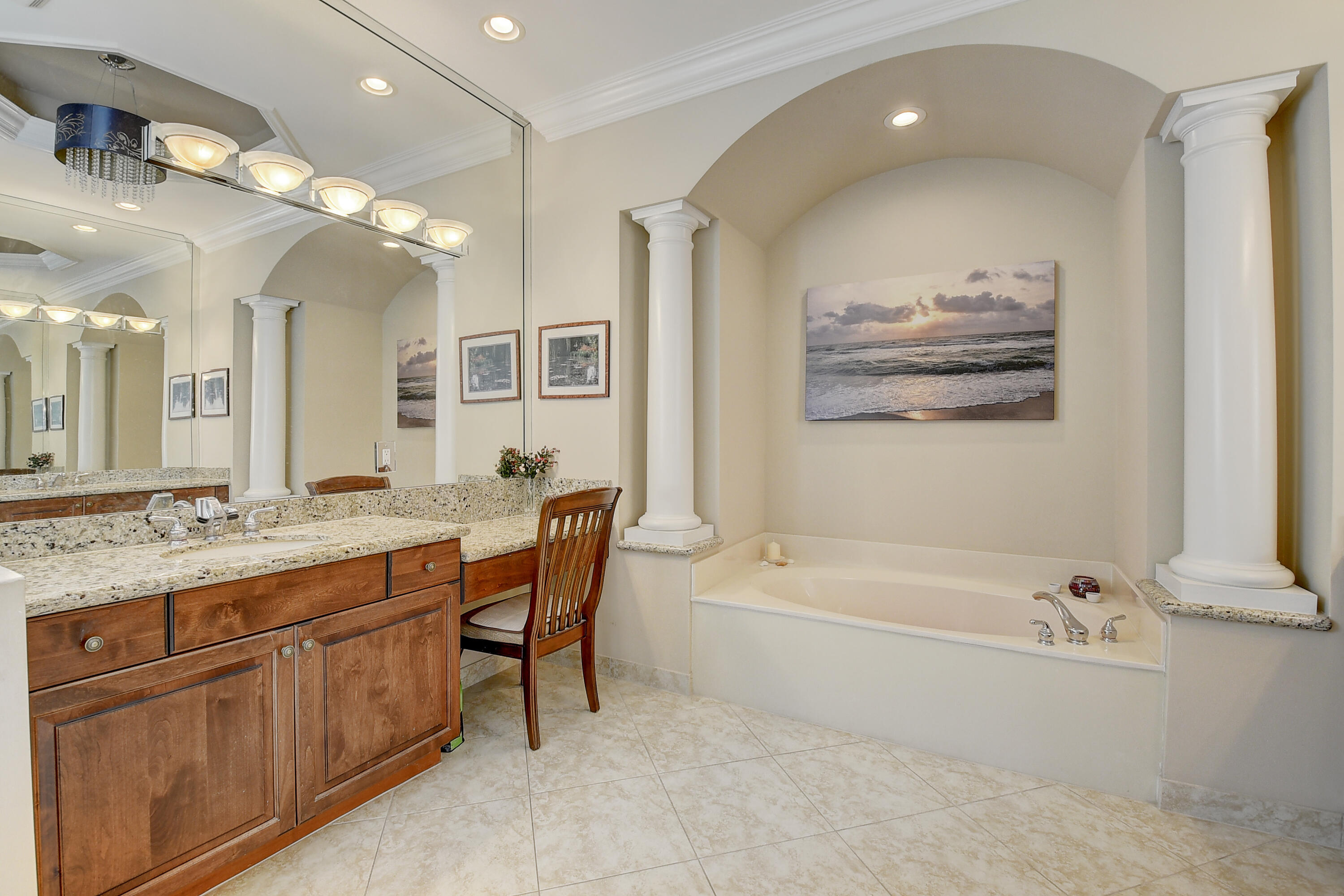 9367 Ivory Isle Road Boynton Beach, FL 33473 - Photo 23 of 69 MAIN BATH