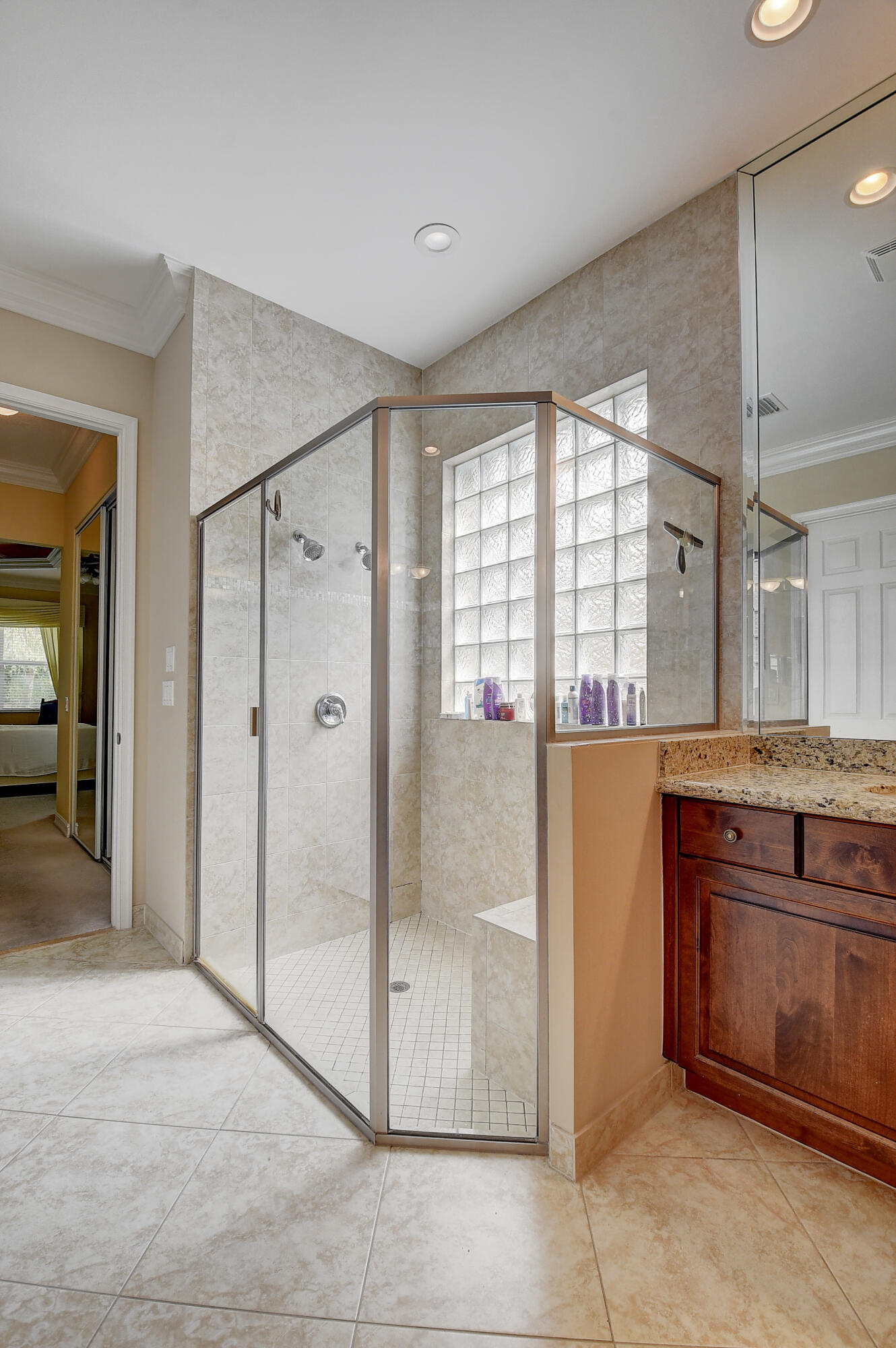 9367 Ivory Isle Road Boynton Beach, FL 33473 - Photo 25 of 69 MAIN BATH