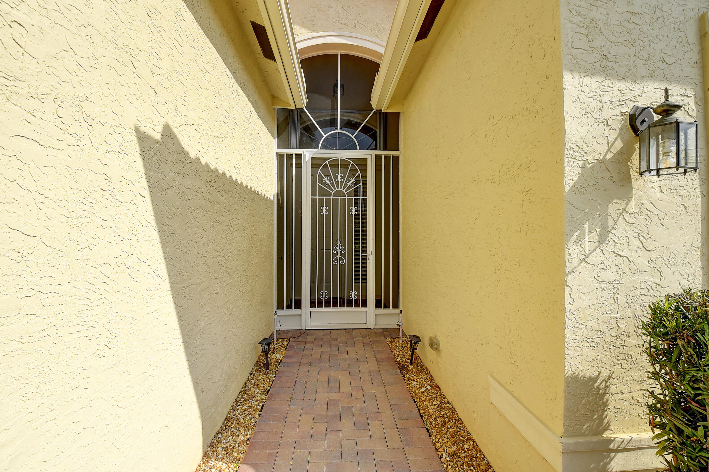 9367 Ivory Isle Road Boynton Beach, FL 33473 - Photo 4 of 69 FRONT ENTRANCE