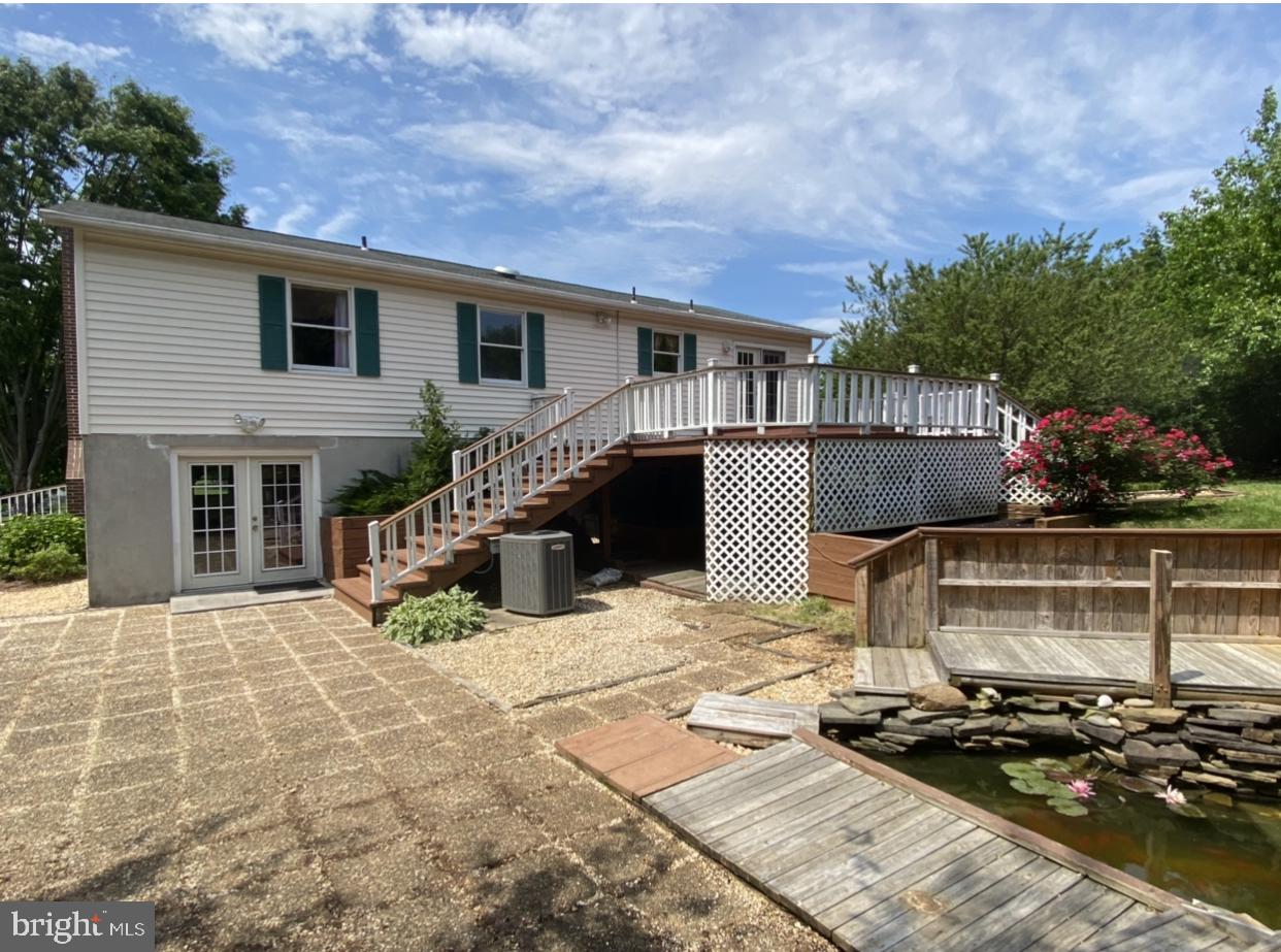 2807 Fridinger Mill Road Manchester, MD 21102 - Photo 43 of 51 Deck & patio for social distancing & entertaining