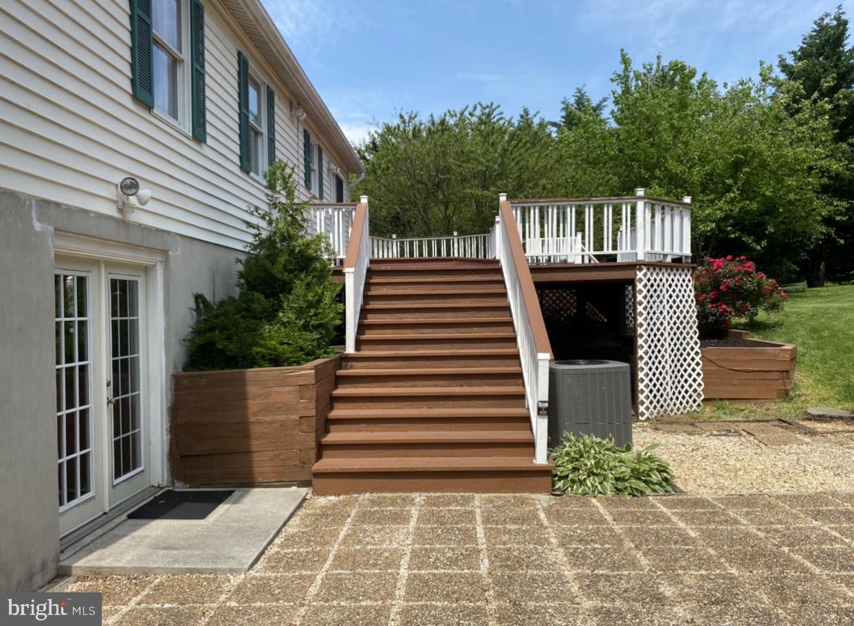 2807 Fridinger Mill Road Manchester, MD 21102 - Photo 44 of 51 Wide stairway to deck