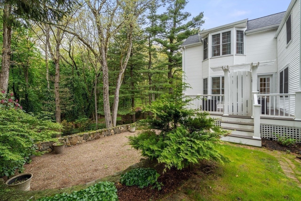 21 Madison Road Wellesley, MA 02481 - Photo 31 of 35