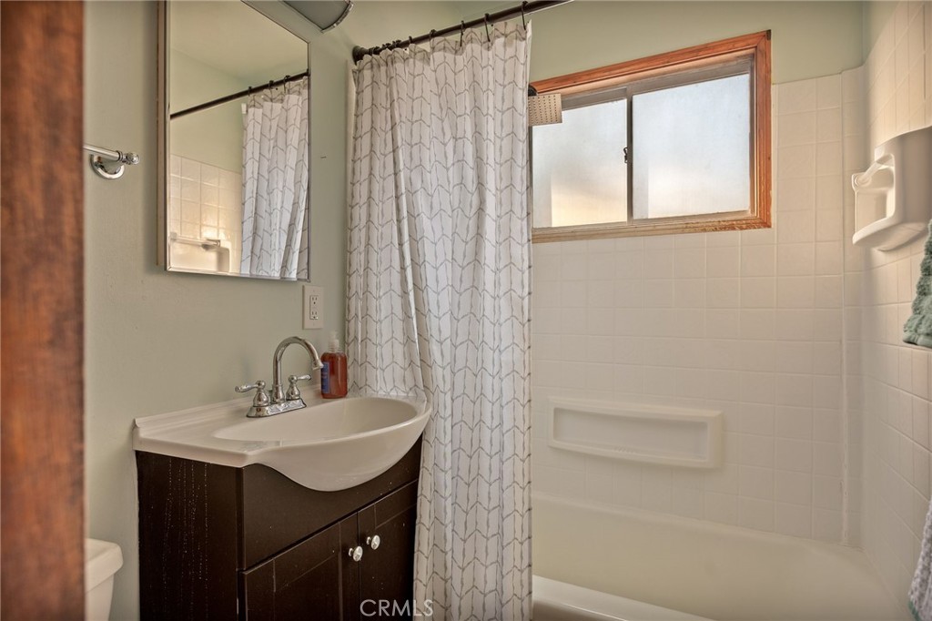 720 Rocky Loop Crestline, CA 92325 - Photo 29 of 48