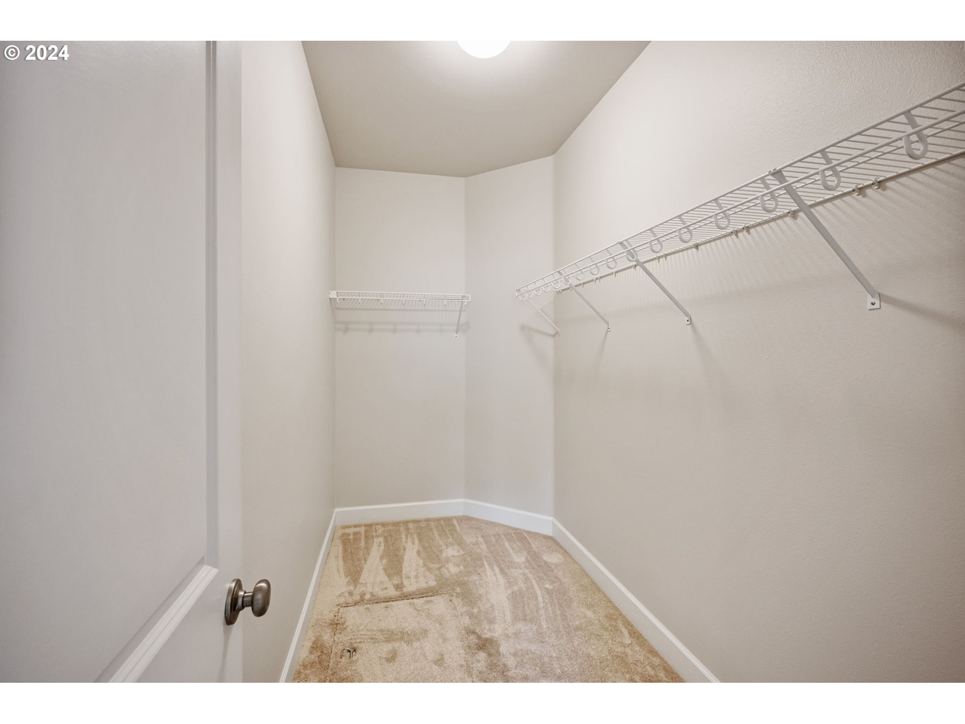 151 North 40th Avenue Ridgefield, WA 98642 - Photo 22 of 42 a view of an empty room