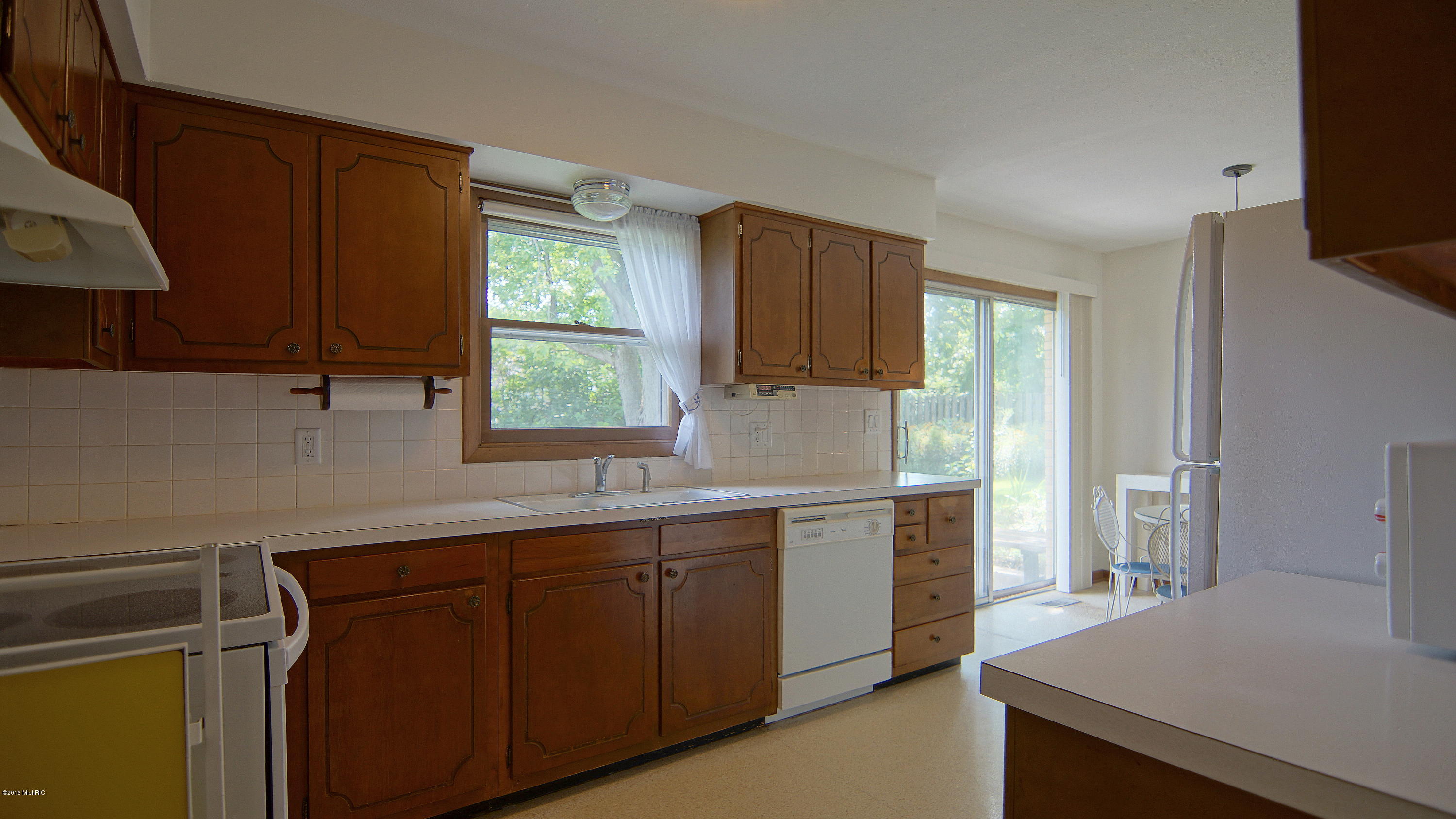 2816 Crown Point Road Stevensville, MI 49127 - Photo 15 of 24 DSC00046