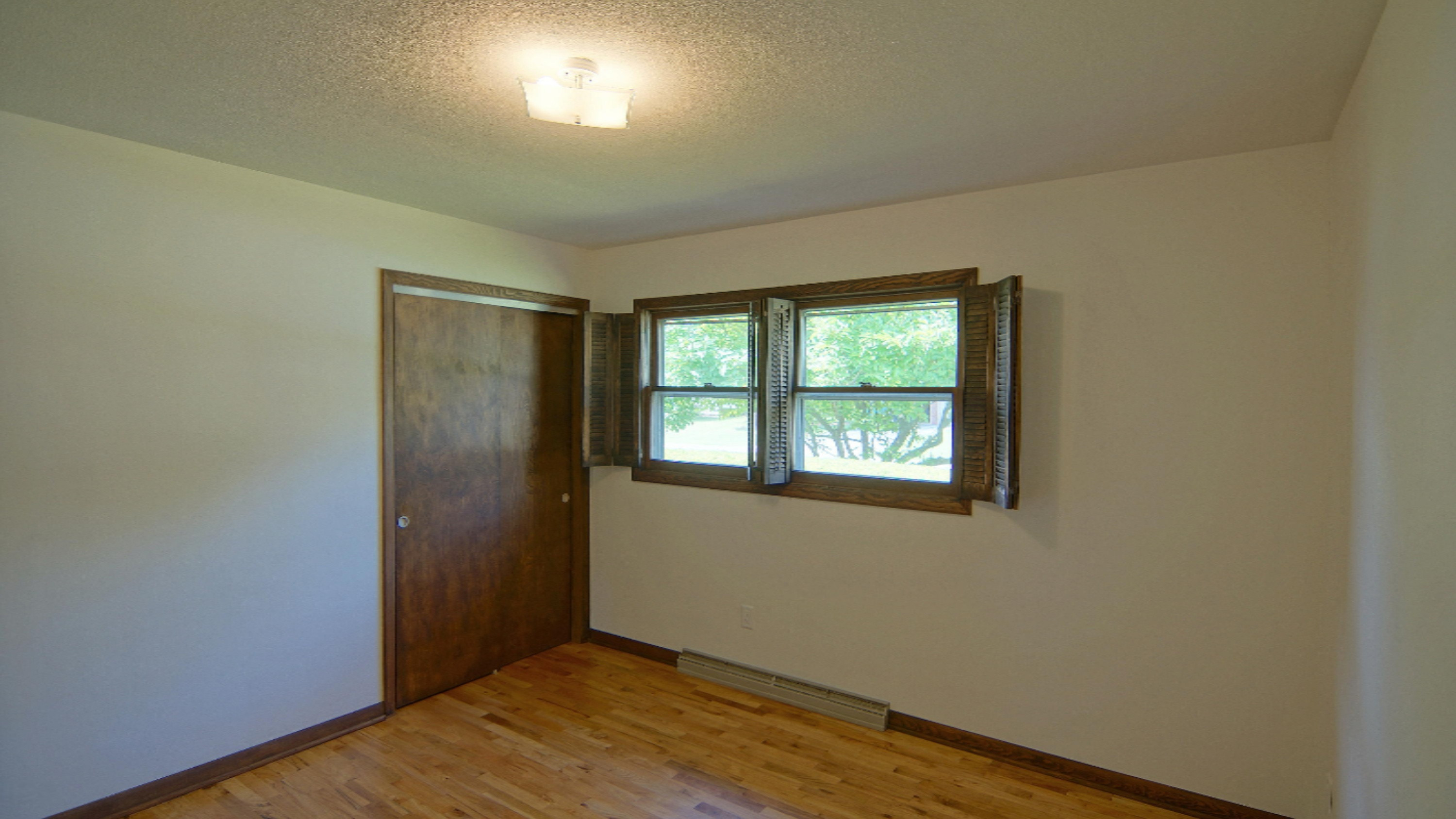 2816 Crown Point Road Stevensville, MI 49127 - Photo 16 of 24 DSC00050