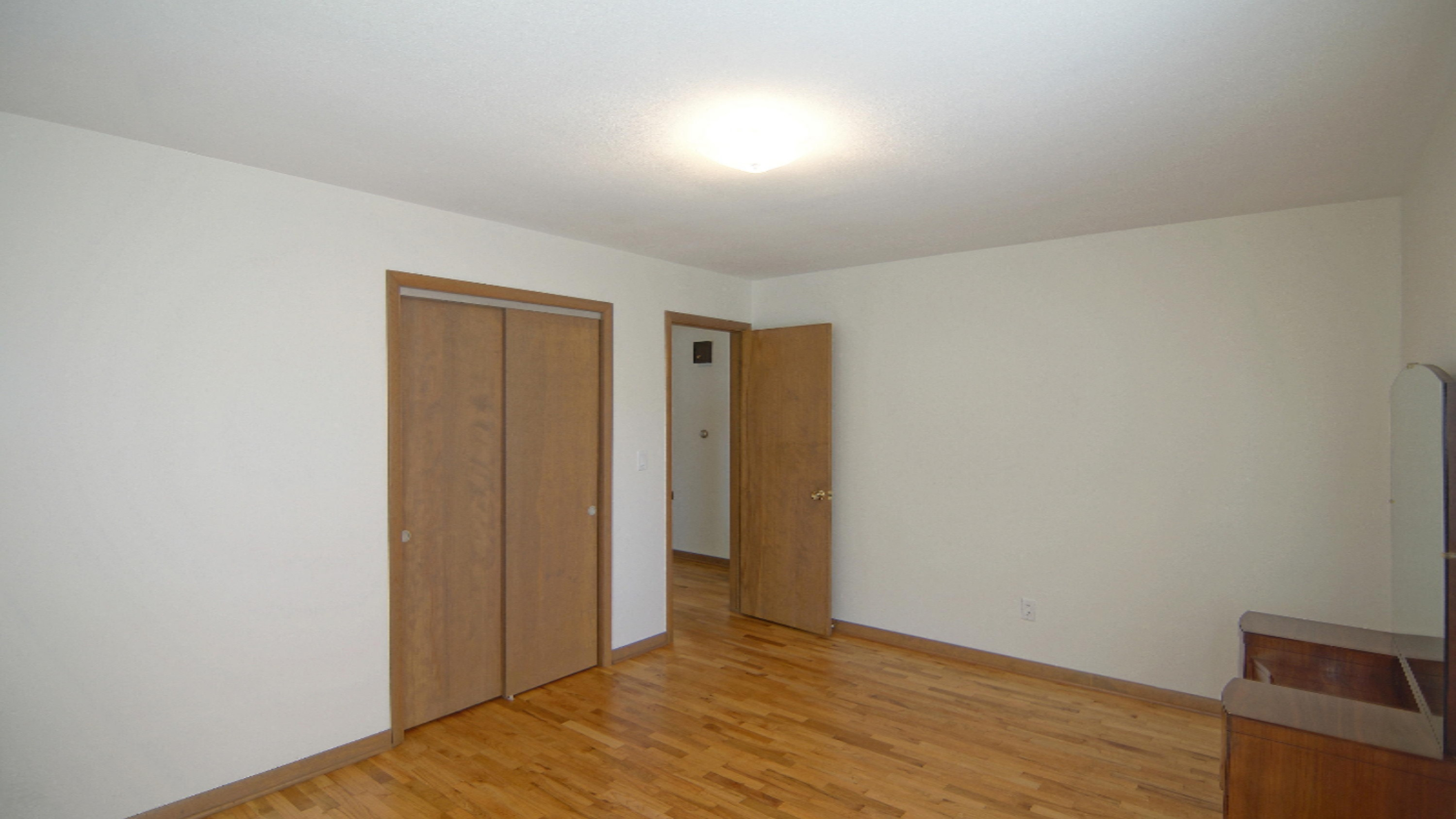 2816 Crown Point Road Stevensville, MI 49127 - Photo 17 of 24 DSC00054