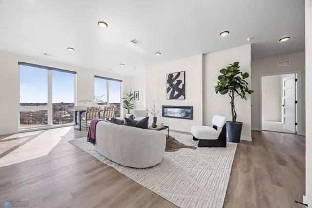 $700,000 | 234 Main Avenue, Unit 719, Fargo, ND 58103