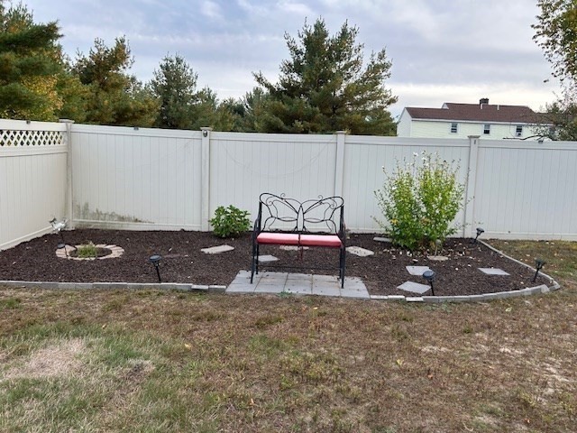 14 A Reed Street Londonderry, NH 03053 - Photo 34 of 39 a view of a backyard