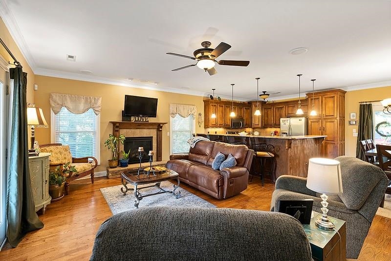 964 East Stagecoach Road Cross Hill, SC 29332 - Photo 7 of 14 Gallery Image 7