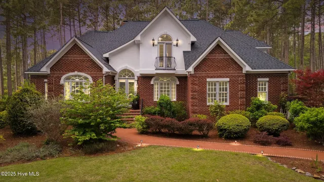 $799,000 | 5 Wake Forest Court, Southern Pines, NC 28387
