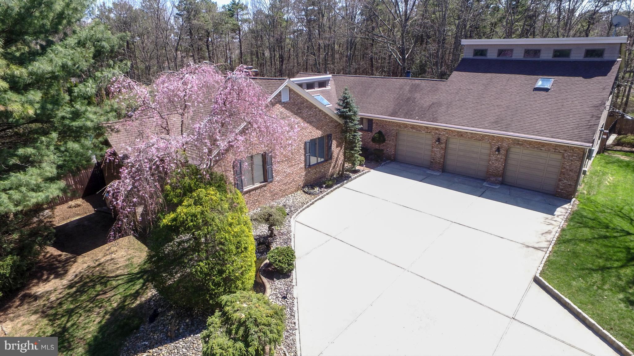 217 Old Forge Road Monroe Township, NJ 08831 - Photo 12 of 60 Gallery Image 12